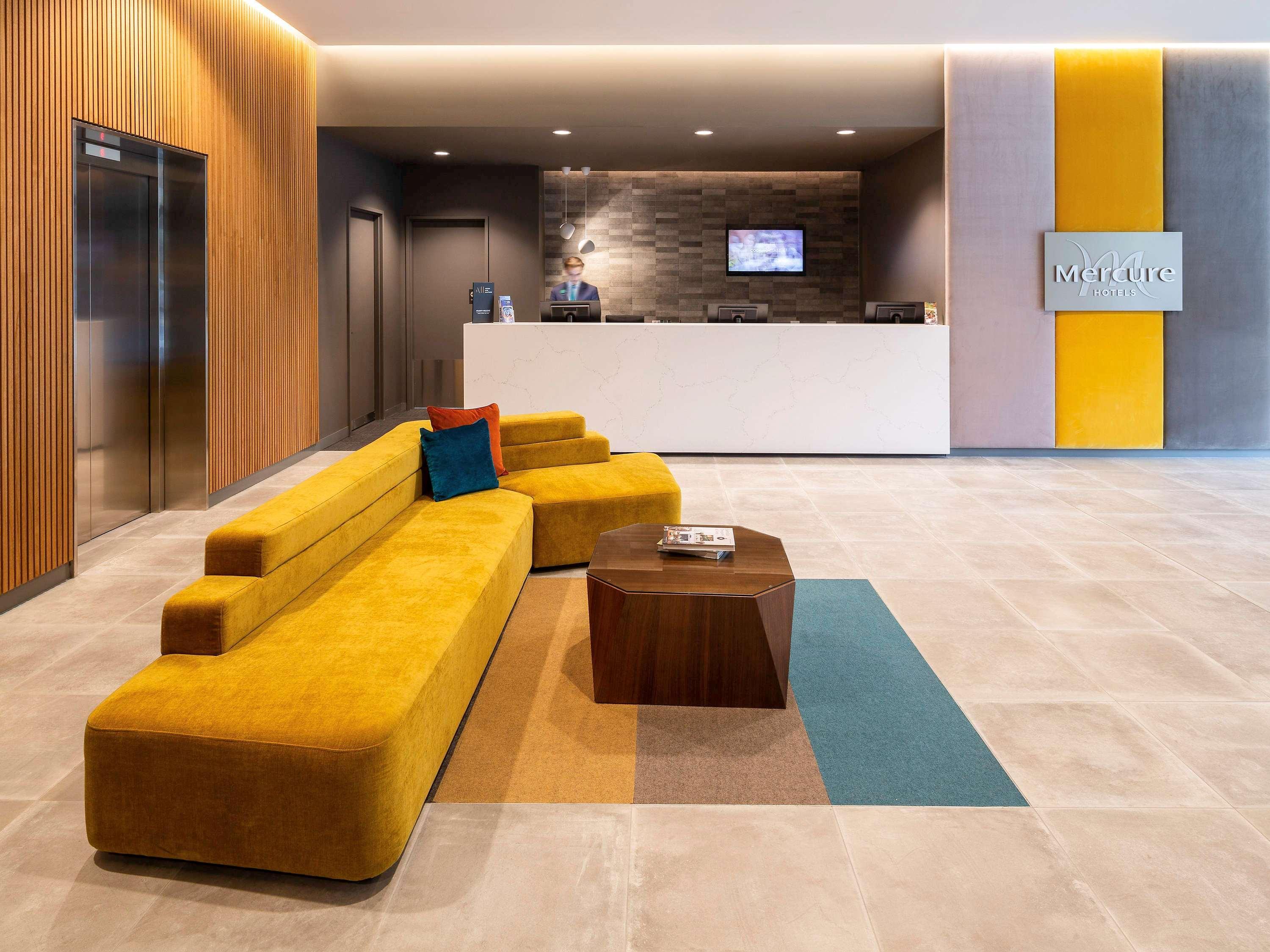 Mercure Canberra Belconnen Buitenkant foto