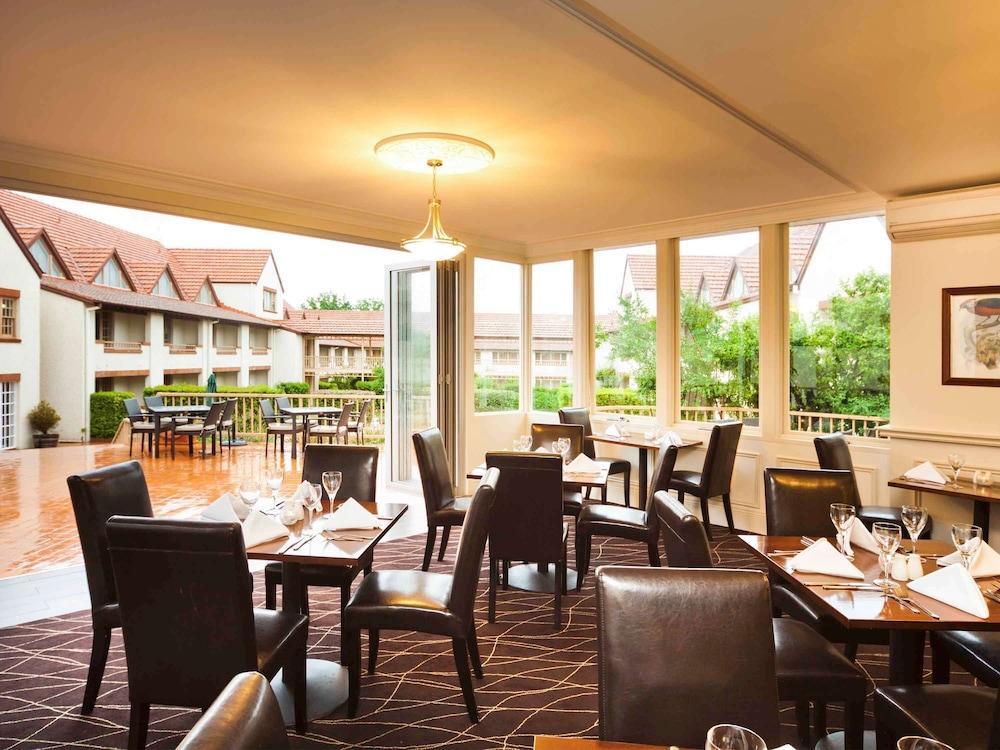 Mercure Canberra Belconnen Buitenkant foto